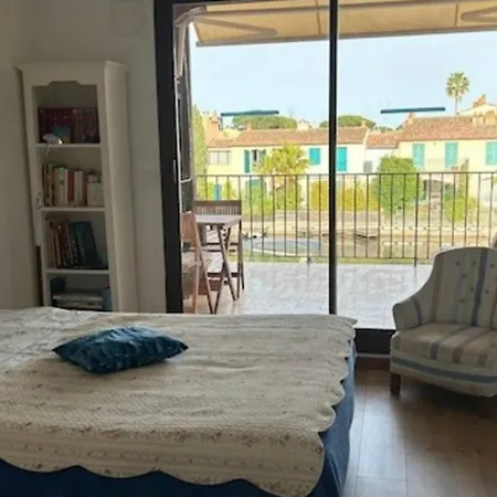 Duplex Climatise Avec Terrasses Et Parking A Port - Fr-1-868-28 * Grimaud