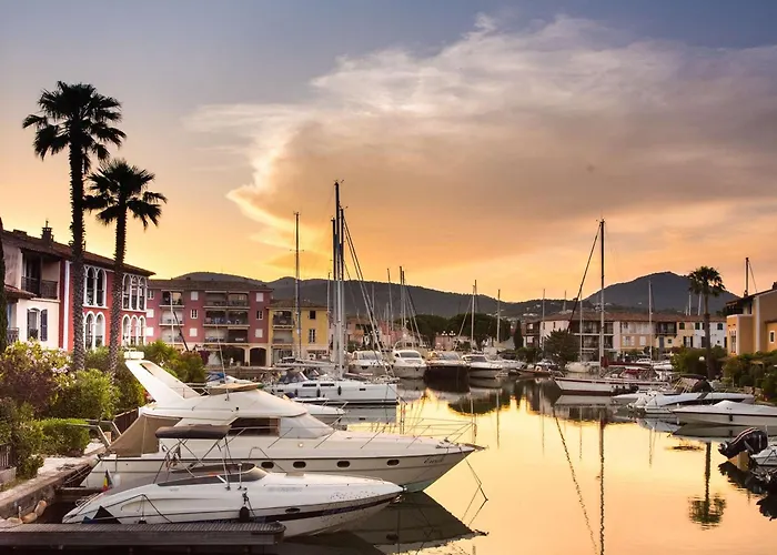 Apartment Duplex Climatise Avec Terrasses Et Parking A Port - Fr-1-868-28